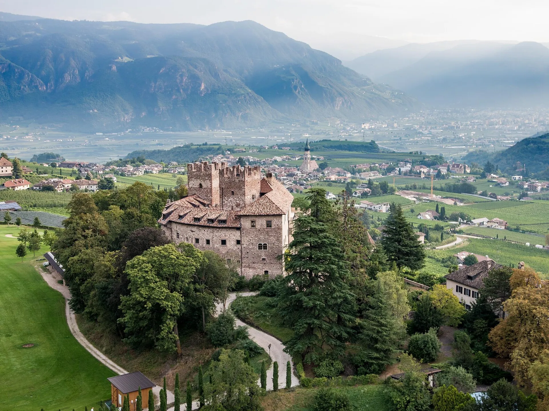 Melodie di Vini al Castel Freudenstein di Appiano sulla Strada del Vino Settembre 2025 Melodie di Vini al Castel Freudenstein di Appiano sulla Strada del Vino Settembre 2025